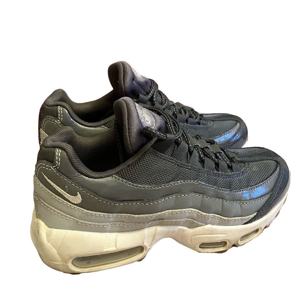 Nike Air Max 95 Anthracite Men’s sz 5 / EUC